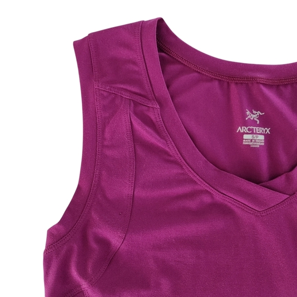 ARC’TERYX purple v-neck sleeveless tank - small - Picture 5 of 13